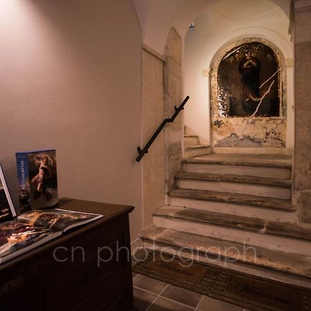 La Dimora Del Falconiere - Luxury Suites Sulmona Exterior photo