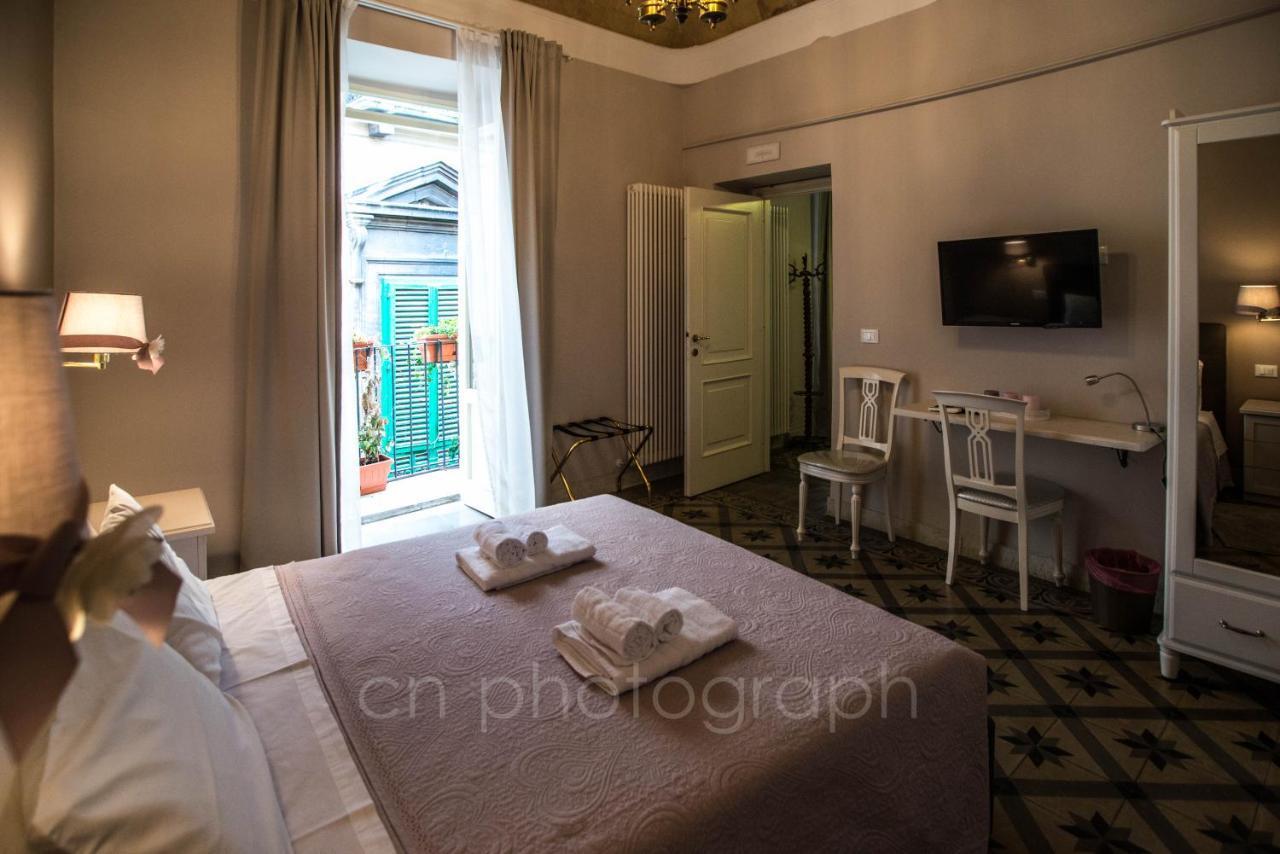 La Dimora Del Falconiere - Luxury Suites Sulmona Exterior photo